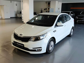 2015 Kia Rio III Рестайлинг, белый, 676000 рублей, вид 1