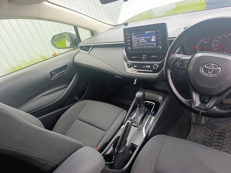 2022 Toyota Corolla XII (E210), серый, 1630000 рублей, вид 5