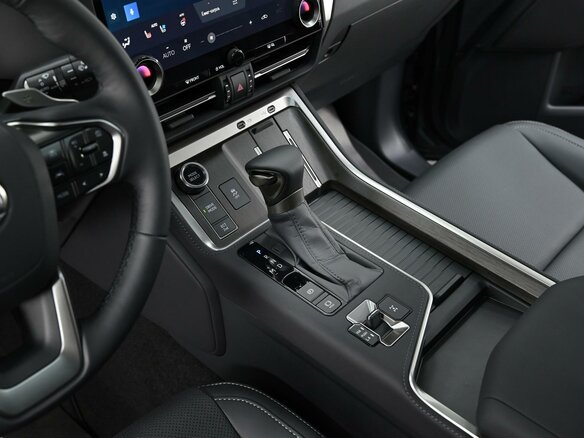 2026 Lexus GX 550 III, серый, 14690000 рублей - вид 13
