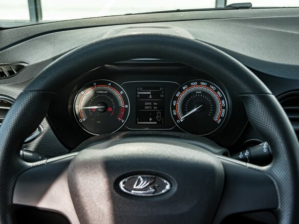 2024 Lada (ВАЗ) Vesta I Рестайлинг (NG), белый, 1130000 рублей - вид 16