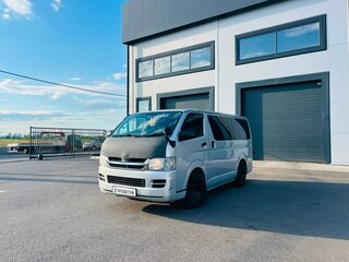 Toyota HiAce H200
