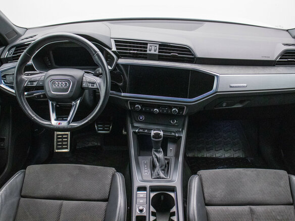 2021 Audi Q3 40 TFSI II (F3), белый, 3565000 рублей - вид 12