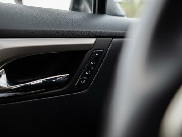 2021 Lexus RX 350L IV Рестайлинг, зелёный, 4299000 рублей - вид 32