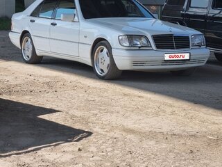 1996 Mercedes-Benz S-Класс 320 III (W140) Рестайлинг, белый, 2000000 рублей, вид 4
