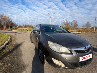 2012 Opel Astra J Рестайлинг, серый, 700000 рублей, вид 3