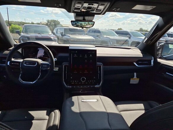 2026 GMC Yukon V Рестайлинг, чёрный - вид 18