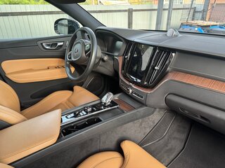 2020 Volvo XC60 Polestar II, чёрный, 4150000 рублей, вид 2