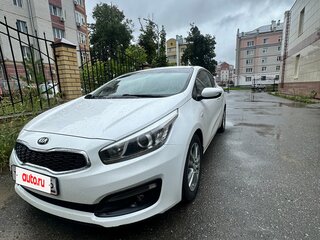 2015 Kia Ceed II Рестайлинг, белый, 1050000 рублей, вид 4