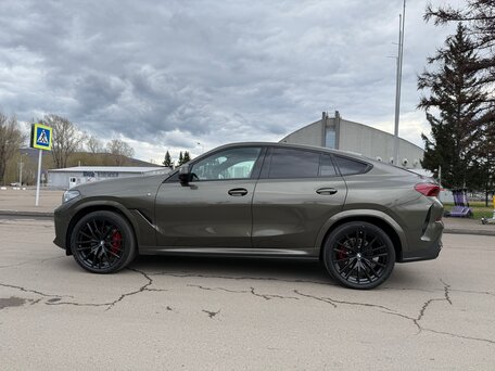 2021 BMW X6 30d III (G06), зелёный, 7950000 рублей, вид 5