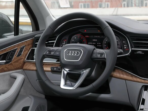 2025 Audi Q7 55 TFSI II (4M) Рестайлинг 2, белый, 13100000 рублей - вид 12