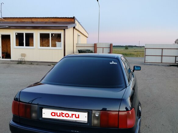 1986 Audi 80 IV (B3), синий, 300000 рублей - вид 2