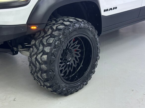 2023 Ram 1500 Crew Cab TRX V, белый - вид 28