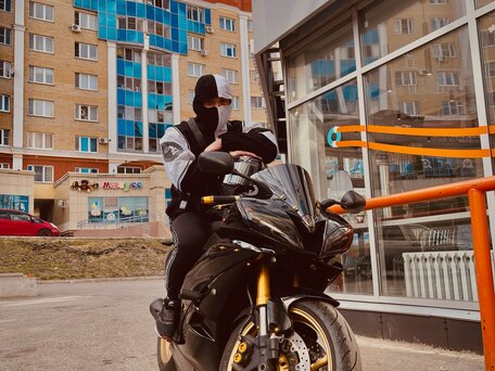 2006 Yamaha YZF-R6, чёрный, 530000 рублей, вид 2