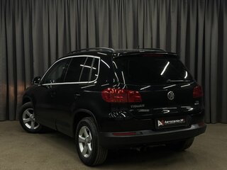 2015 Volkswagen Tiguan I Рестайлинг, чёрный, 1219999 рублей, вид 4