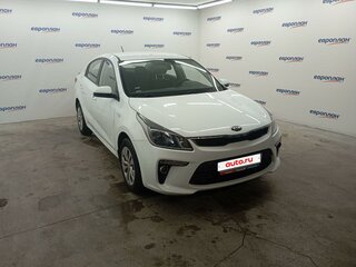 2019 Kia Rio IV, белый, 1105000 рублей, вид 2