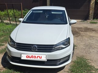 2016 Volkswagen Polo V Рестайлинг, белый, 1200000 рублей, вид 2