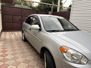 2008 Hyundai Accent III, серебристый, 750000 рублей, вид 2