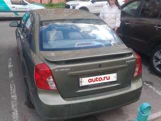 2004 Suzuki Forenza, зелёный, 150000 рублей, вид 3