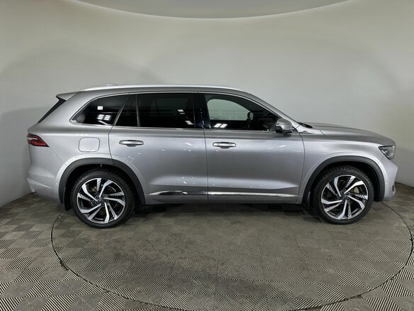 2023 Geely Monjaro I, серый, 2550000 рублей - вид 3