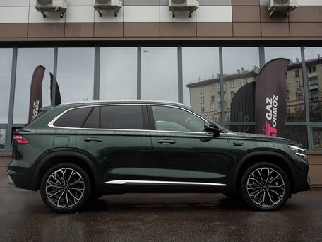 2025 Geely Monjaro (Xingyue L) I Рестайлинг 2 (China Market), зелёный, 4050000 рублей, вид 4