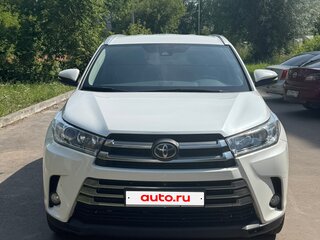 2017 Toyota Highlander III (XU50) Рестайлинг, белый, 3800000 рублей, вид 2