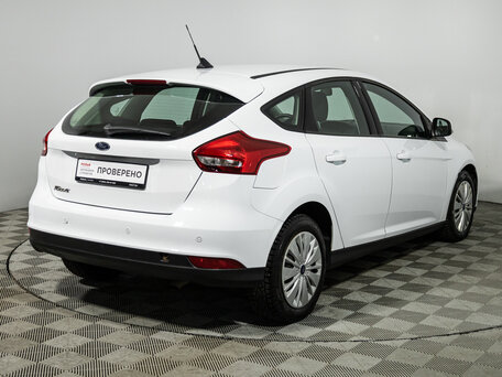 2018 Ford Focus III Рестайлинг, белый, 1289700 рублей, вид 5
