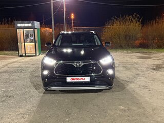 2025 Toyota Highlander IV (XU70), чёрный, 5600000 рублей, вид 2