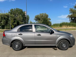 2009 Chevrolet Aveo I Рестайлинг, серый, 460000 рублей, вид 2