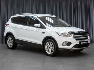 2017 Ford Kuga II Рестайлинг, белый, 1729000 рублей, вид 1
