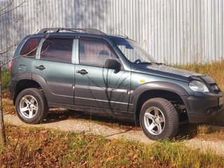 2009 Chevrolet Niva I Рестайлинг, серый, 319000 рублей, вид 2