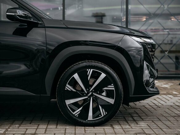 2026 Geely Atlas II, чёрный, 3449990 рублей - вид 11