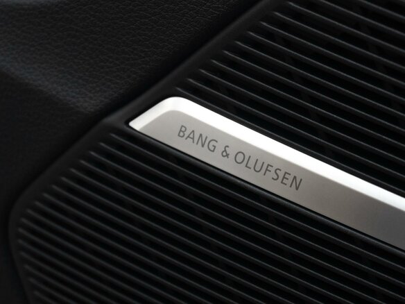 2023 Audi Q7 50 TDI II (4M) Рестайлинг, серый, 11499000 рублей - вид 35