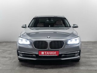 BMW 7 серии Long 750Li xDrive V (F01/F02/F04) Рестайлинг