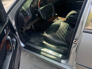 1996 Mercedes-Benz S-Класс 320 Long III (W140) Рестайлинг, серебристый, 1800000 рублей, вид 3