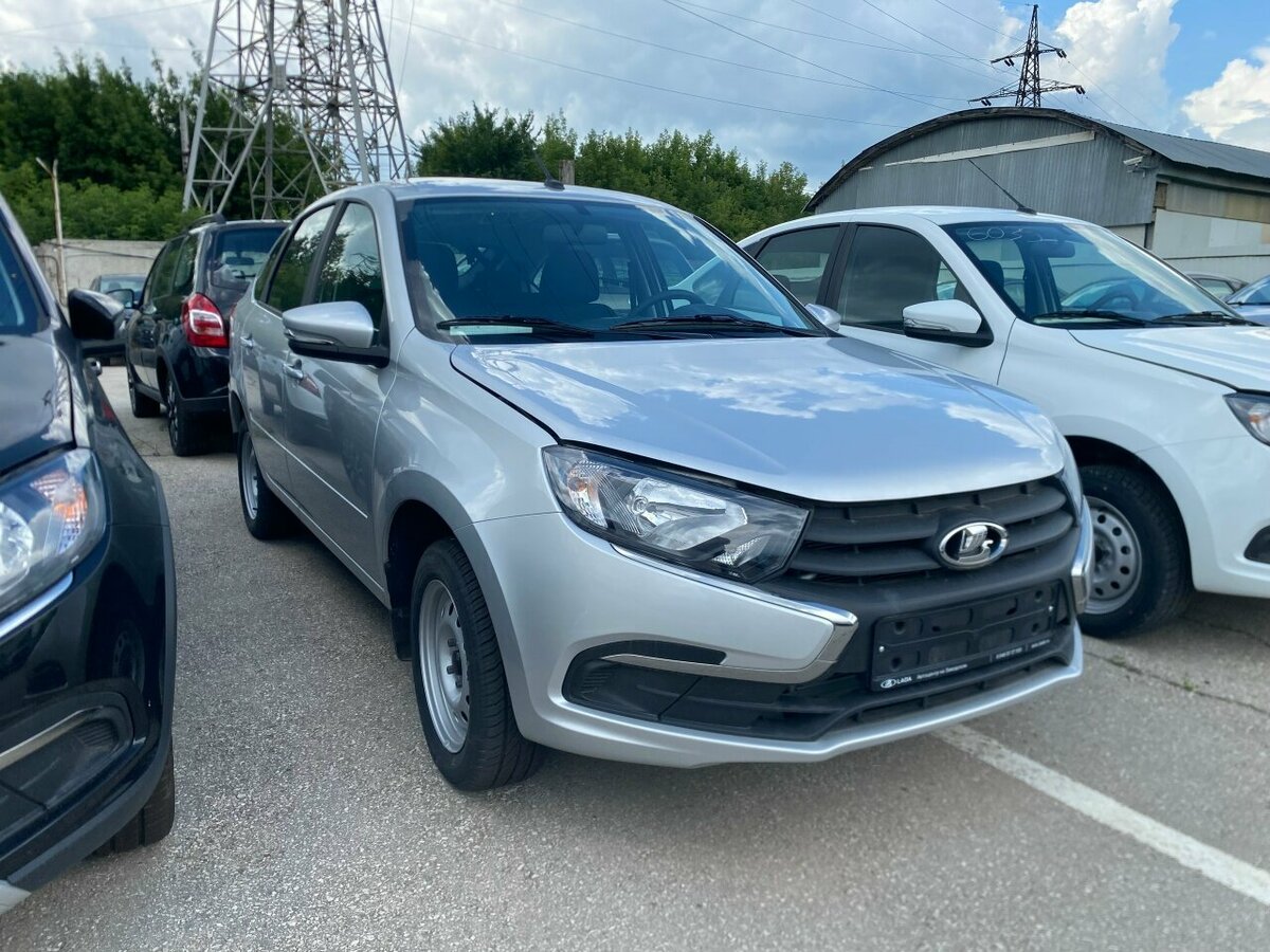 Открыть фотографии: Lada (ВАЗ) Granta I Рестайлинг
