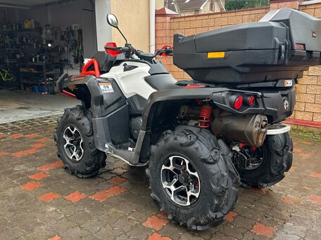 2017 BRP Can-Am Outlander X MR 650, белый, 880000 рублей, вид 2