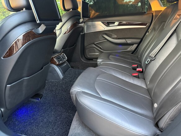 2015 Audi A8 Long III (D4) Рестайлинг, чёрный - вид 14