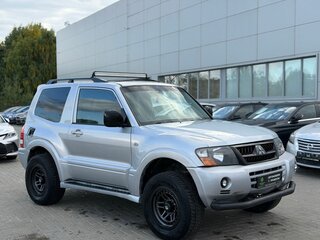 2006 Mitsubishi Pajero III Рестайлинг, серебристый, 650000 рублей, вид 2