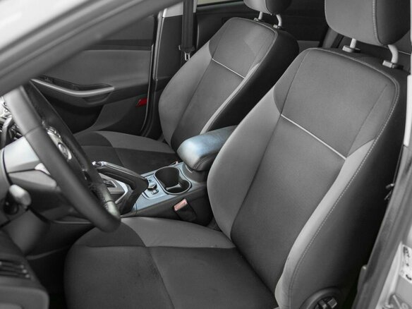 2012 Ford Focus III, серебристый, 800000 рублей - вид 9