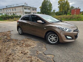 2013 Hyundai i30 II, коричневый, 1000000 рублей, вид 3