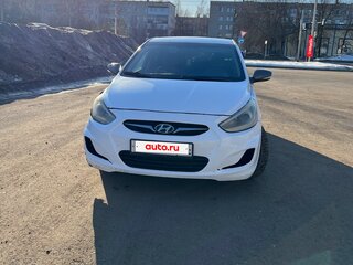 2013 Hyundai Solaris I, белый, 400000 рублей, вид 1