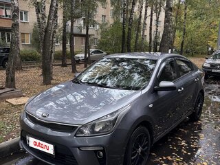2017 Kia Rio IV, серый, 1450000 рублей, вид 1