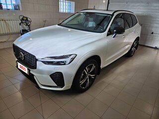 2024 Volvo XC60 II Рестайлинг, белый, 6500000 рублей, вид 2