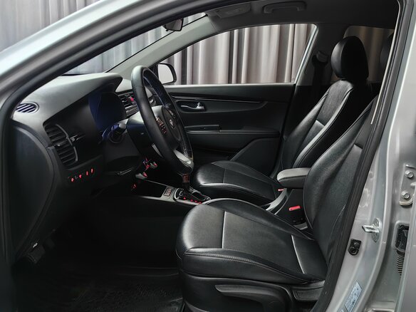 2018 Kia Rio X-Line IV, серебристый, 1564000 рублей - вид 8