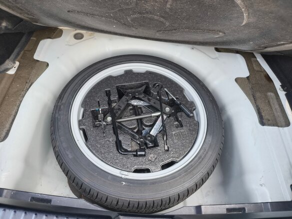 2011 Hyundai Sonata VI (YF), белый, 1320000 рублей - вид 11