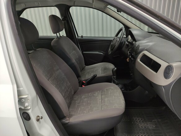 2014 Renault Logan I Рестайлинг, белый, 450000 рублей - вид 8