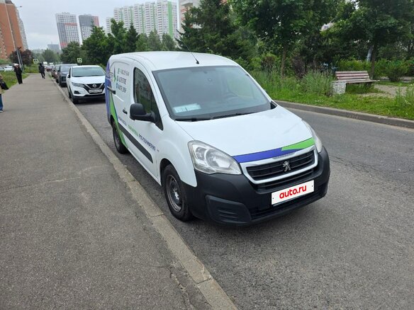 2015 Peugeot Partner, белый, 800000 рублей - вид 5