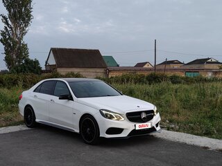 2015 Mercedes-Benz E-Класс 200 IV (W212, S212, C207) Рестайлинг, белый, 2500000 рублей, вид 1