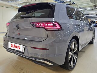 2026 Volkswagen Golf VIII Рестайлинг, серый, 3690099 рублей, вид 5