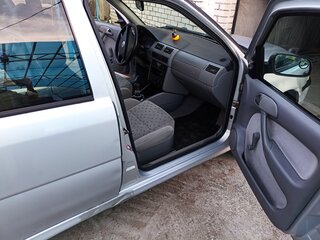 2004 Volkswagen Pointer, серебристый, 245000 рублей, вид 4
